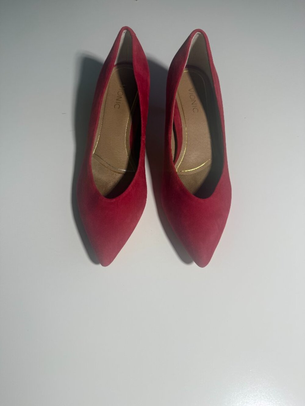Vionic Elegant Kit Josie Kitten Heel Shoes in Red Suede Sz US 8.5 EU 40 NEW